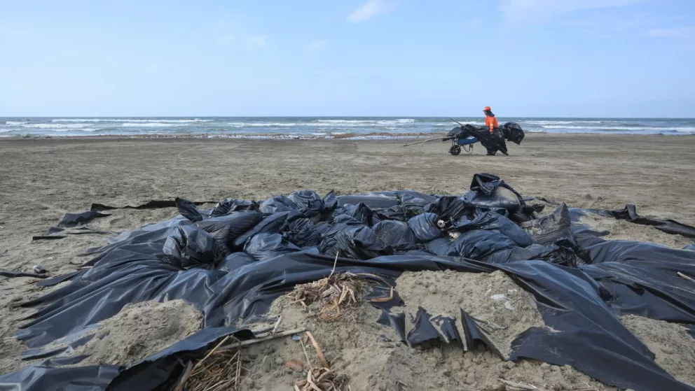 Pemex confirma nuevo derrame de hidrocarburos en Veracruz