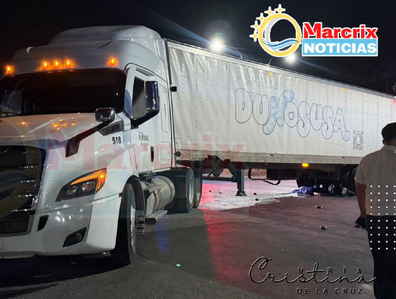 Muere motociclista al chocar contra un tráiler en la avenida López Portillo de Cancún