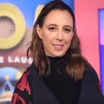 Sofía Niño de Rivera defiende el español ante trabajadores turísticos de Cancún