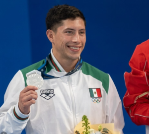 Gana Randal Willars quinta medalla para México en la Copa del Mundo de Clavados en China