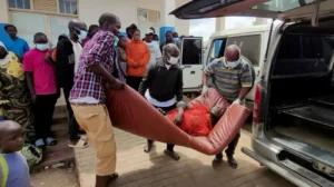 México emite aviso a viajeros por brote de ébola en África