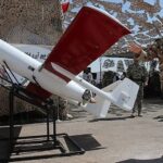 Cuatro drones iraníes derribados y una base atacada en el estrecho de Ormuz