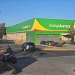 Asaltan Bodega Aurrerá en Playa del Carmen; amarran y golpean a velador para vaciar la tienda