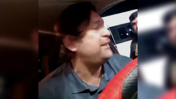 Un comunicador deportivo fue asaltado en Cuernavaca mientras transmitía en directo. El video impactó a miles.