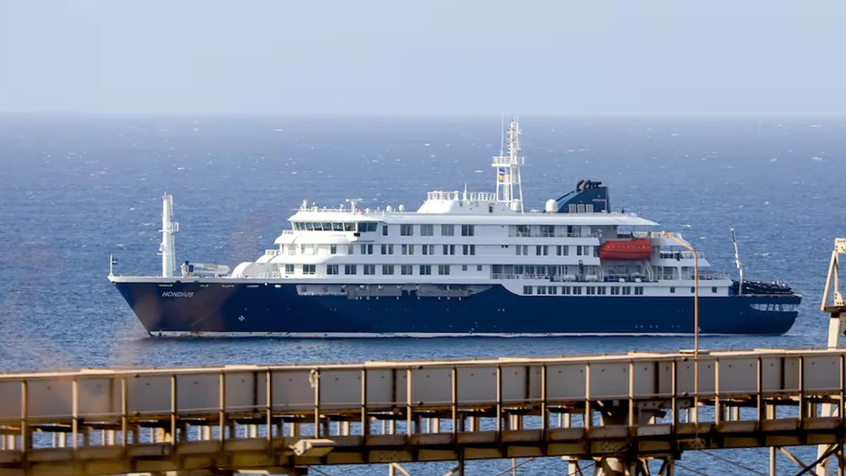 La OMS investiga el contagio de hantavirus en un crucero en Cabo Verde, puesto en cuarentena.