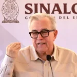 Denuncian a Rubén Rocha Moya ante la FGR por delitos electorales y delincuencia organizada