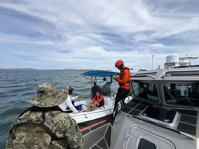 La Armada de México localizó a cuatro tripulantes de una embarcación pesquera a 253 km de Isla Cozumel tras once días sin comunicación.