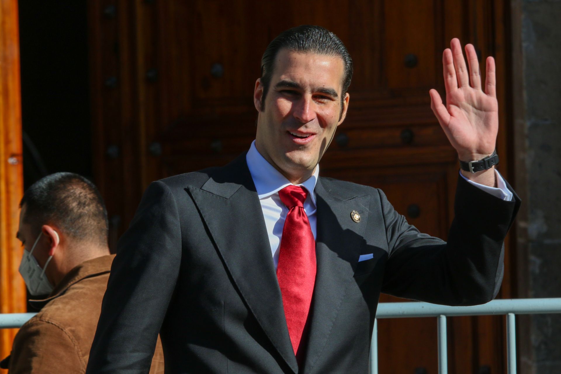 La posible llegada de Jorge Arce a la alianza oficialista abre una guerra de declaraciones entre figuras de Morena.