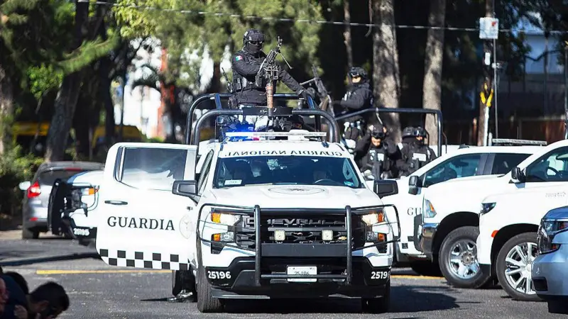 Investiga Fiscalía si el adolescente que mató a dos maestras en Michoacán recibió adiestramiento en armas