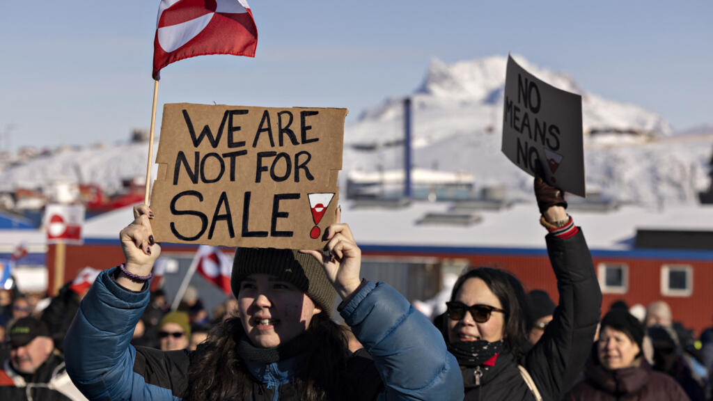 Protestan en Groenlandia contra las ambiciones de Donald Trump