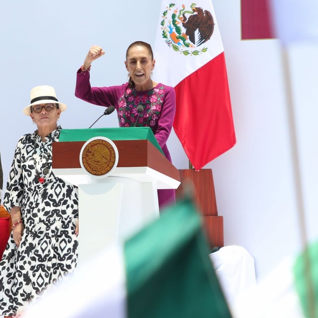 La presidenta compareció en el Monumento a la Revolución y defendió la soberanía nacional ante acusaciones de EU.