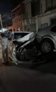 Encontronazo en la Región 100 de Cancún deja dos detenidos