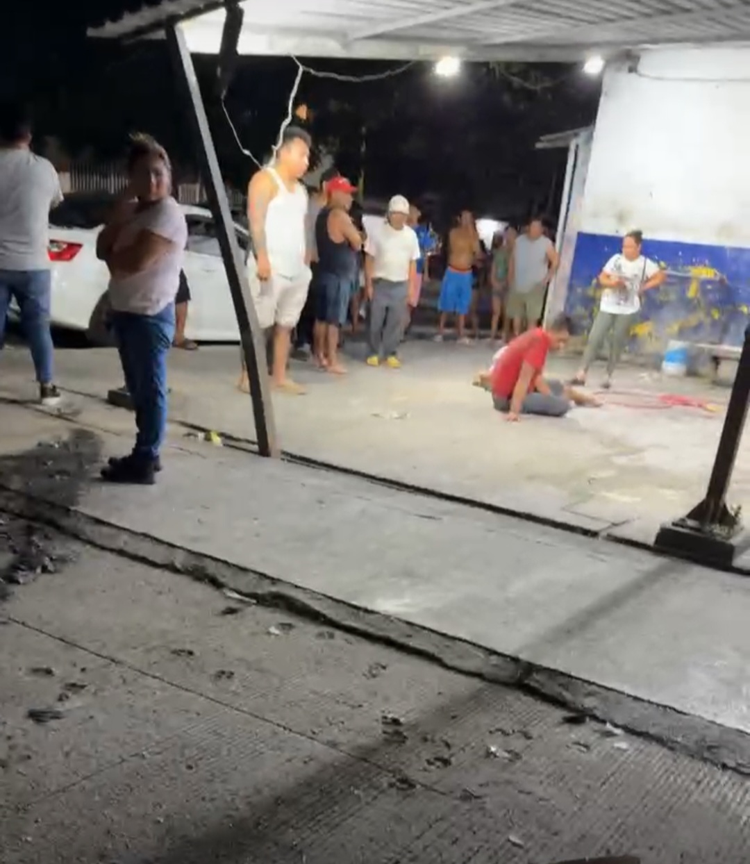 Encontronazo en la Región 100 de Cancún deja dos detenidos