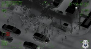 Arrestan a 22 jóvenes en Florida por disturbios tras convocatoria viral