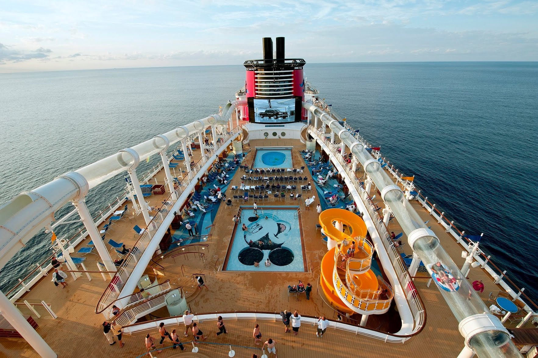 Desmantelan red de pedofilia ligada a empleados de cruceros