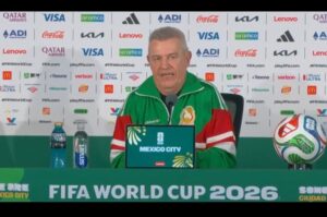 Mantiene Javier Aguirre en secreto alineación de México para debut ante Sudáfrica