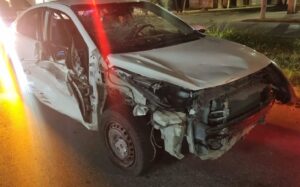Automovilista involucrado en accidente es agredido por civiles tras persecución en la Región 227 de Cancún