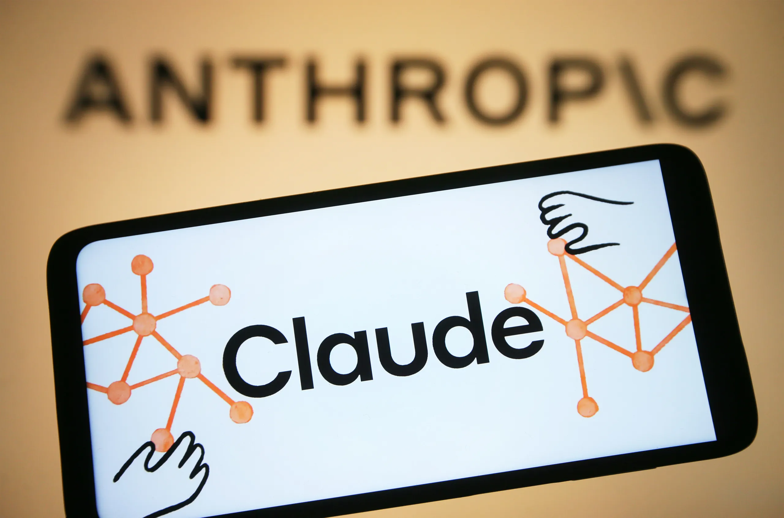 Claude es la primera inteligencia artificial que se mejora a sí misma