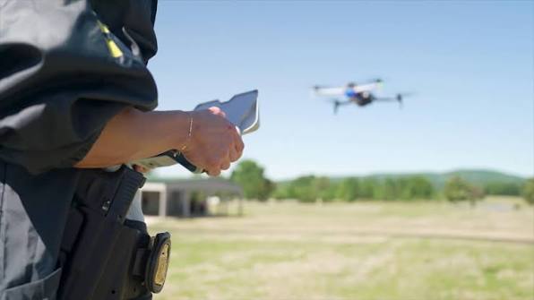 Hackers proiraníes toman control de drones del FBI y lanzan amenazas relacionadas con el Mundial