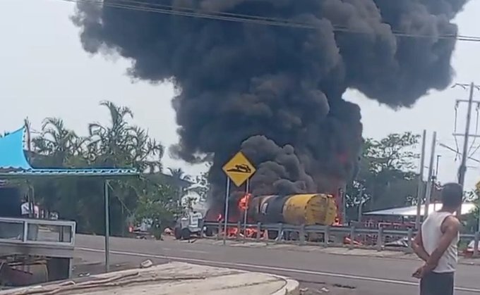 Explota pipa en la caseta fitosanitaria de La Venta en Tabasco