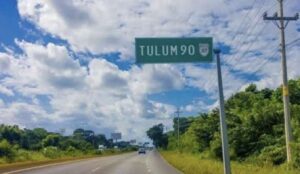 Madres buscadoras sufren accidente en la Carretera Federal 307