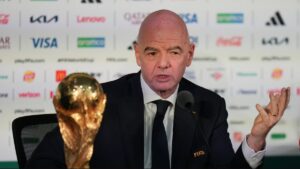 Infantino arremete contra críticos del Mundial 2026; asegura que difunden “odio y rumores falsos”