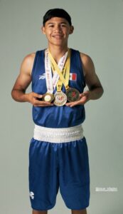 Apoya Canelo a joven seleccionado mexicano rumbo al Mundial Sub-19
