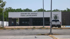 Presunto agresor sexual escapa de instalaciones de la Fiscalía en Playa del Carmen
