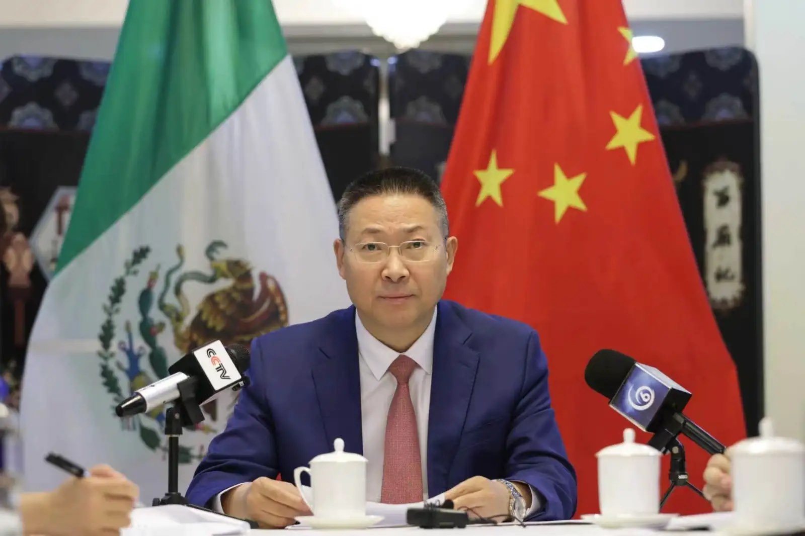 Mientras Estados Unidos presiona por el T-MEC, China busca acercarse a México