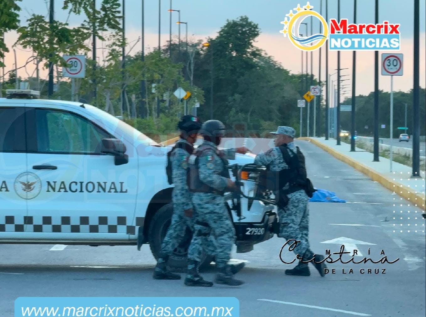 Motociclista muere al derrapar frente a la estación del Tren Maya de Cancún