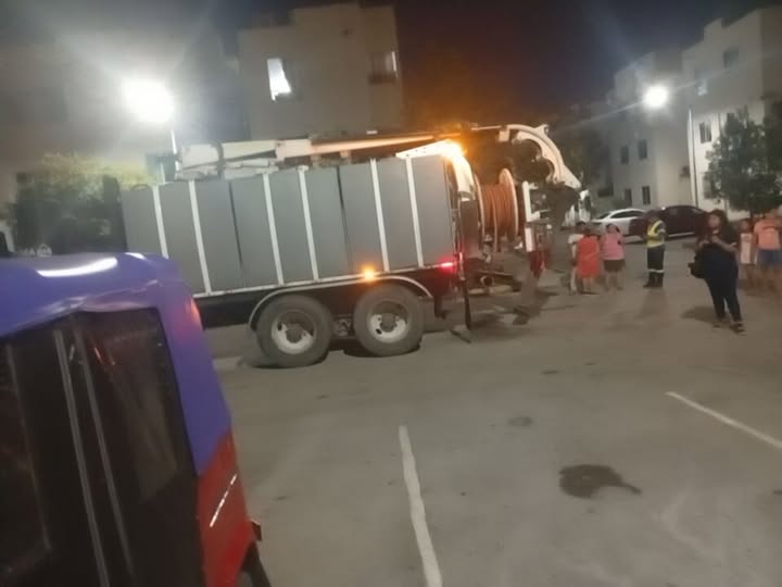 Vecinos de Paseos del Mar protestan por falta de agua y amenazan con bloquear el periférico