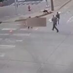 Detienen a hombre por atacar con bomba molotov a una persona en silla de ruedas