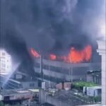 Incendio consume fábrica de zapatos; deja al menos 28 muertos en China