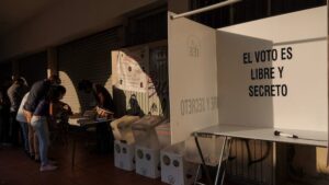 Morena y el Verde comienzan a mover sus piezas rumbo a la alcaldía de Puerto Morelos en 2027