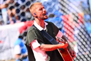 Justin Bieber sorprende al interpretar una alabanza en la final del Mundial