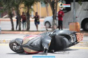Pierde motociclista la vida tras derrapar en el Arco Vial de Cancún