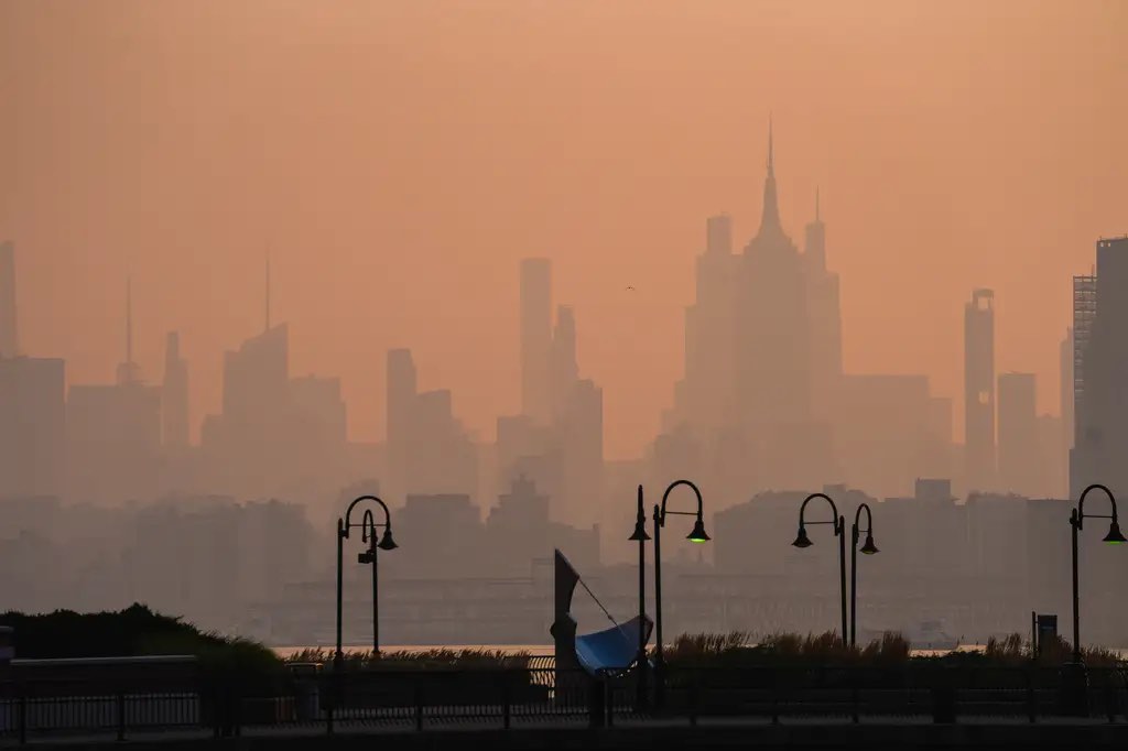 Tormentas despejarán humo de incendios antes de la final del Mundial, dicen meteorólogos