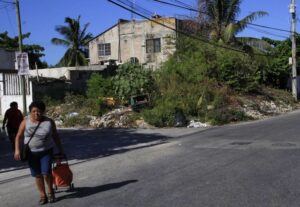 Instalan comité para atender predios abandonados en Cancún