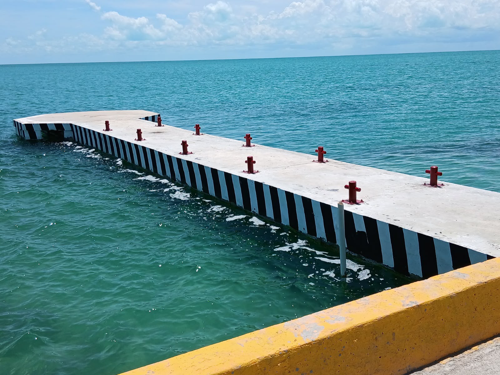 Mahahual instala primer Comité de Operaciones de muelles pesqueros