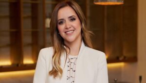Reaparece regidora María Quijada tras atentado; lanza mensajes contra el miedo