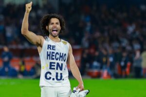 Chino Huerta vuelve a Pumas y firmará por 3 años