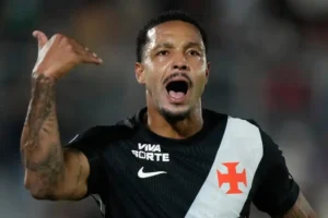 Policía de Brasil allana casa de futbolista del Vasco da Gama por investigación sobre drogas y armas