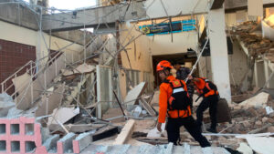 Indonesia registra dos fuertes terremotos en menos de 24 horas