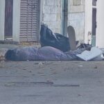 Hallan a cuerpo ensabanado en la colonia Colosio de Playa del Carmen