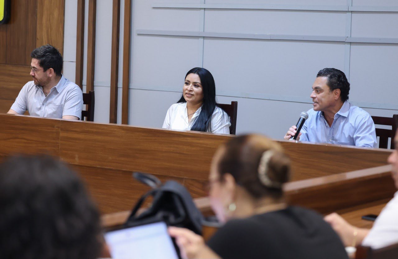 ENCABEZA BLANCA MERARI REUNIÓN DE TRABAJO DEL COMITÉ TÉCNICO DEL FIDEICOMISO DE INVERSIÓN Y ADMINISTRACIÓN DEL DERECHO DE SANEAMIENTO AMBIENTAL DE PUERTO MORELOS