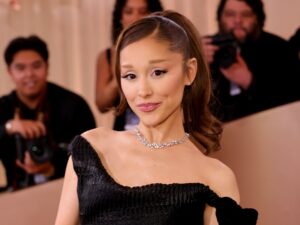 Ariana Grande anuncia pausa tras finalizar su gira mundial