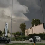 Tornado en Italia deja 43 heridos y graves daños en Cremona