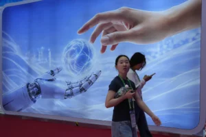 Beijing rechaza el llamado del CEO de Anthropic a frenar el desarrollo de IA de China