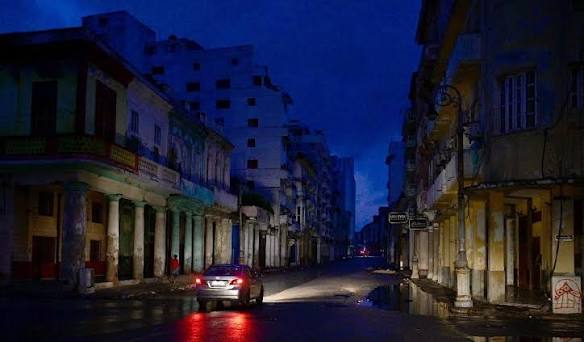 Apagón total deja a Cuba sin electricidad; Embajada de EU emite alerta de seguridad