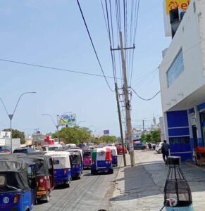 Mototaxistas de la Fesoc protestan por inseguridad en Cancún